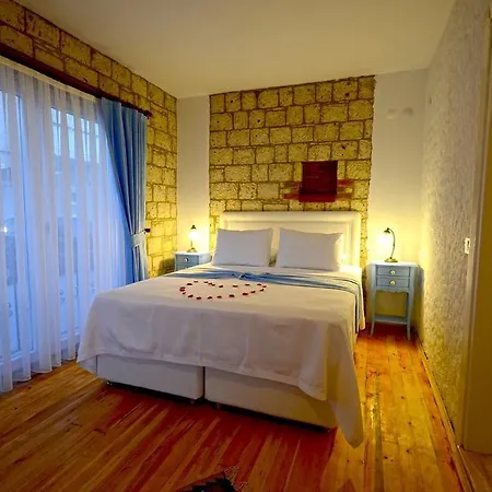 Masli̇na Hotel