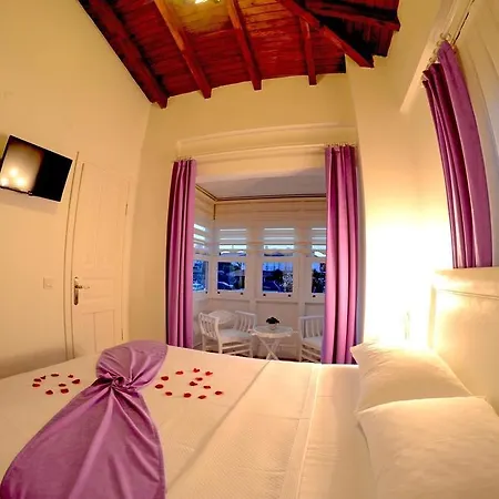 Hotel Masli̇na 3*