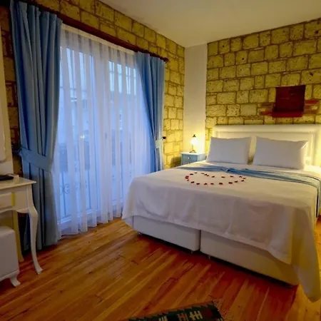 Hotel Masli̇na 3*