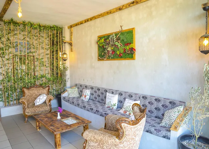 Otel Masli̇na İzmir