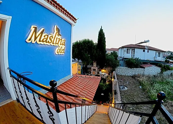 Hotel Masli̇na Esmirna