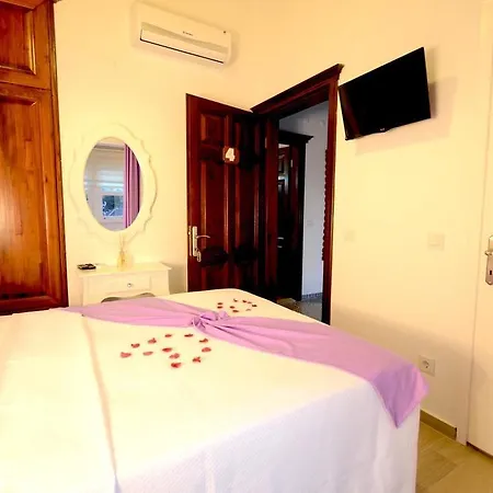 Masli̇na Otel İzmir