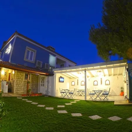 Masli̇na Szálloda 3*