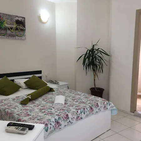 Masli̇na Szálloda 3*