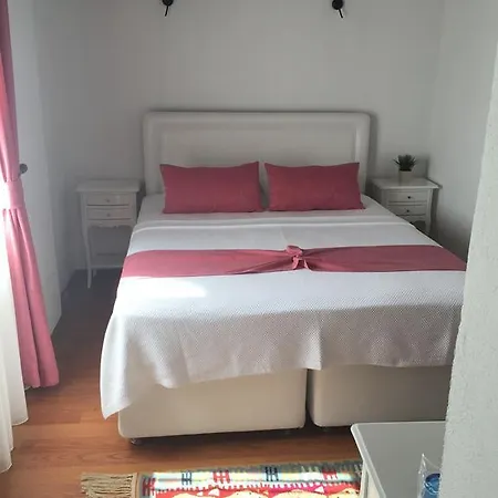 Otel Masli̇na 3*