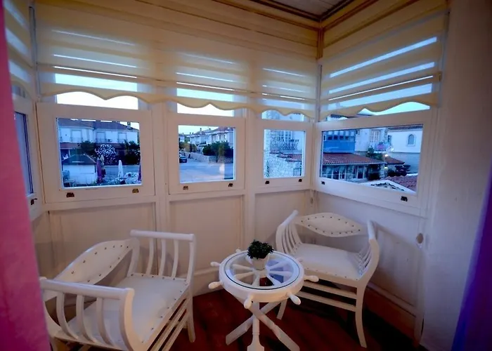 Hotel Masli̇na Izmir