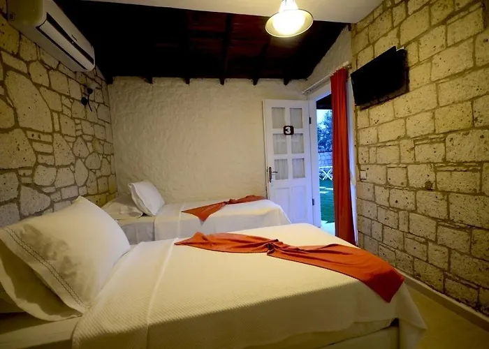 Hotel Masli̇na Izmir